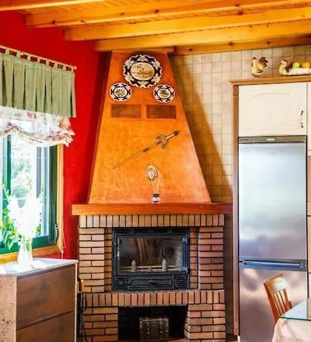 Дом отдыха Villacambote5 Лалин